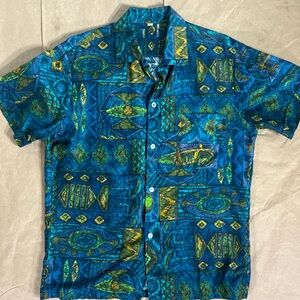 Men's Blue & Green Short-Sleeve Button-Up Shirt